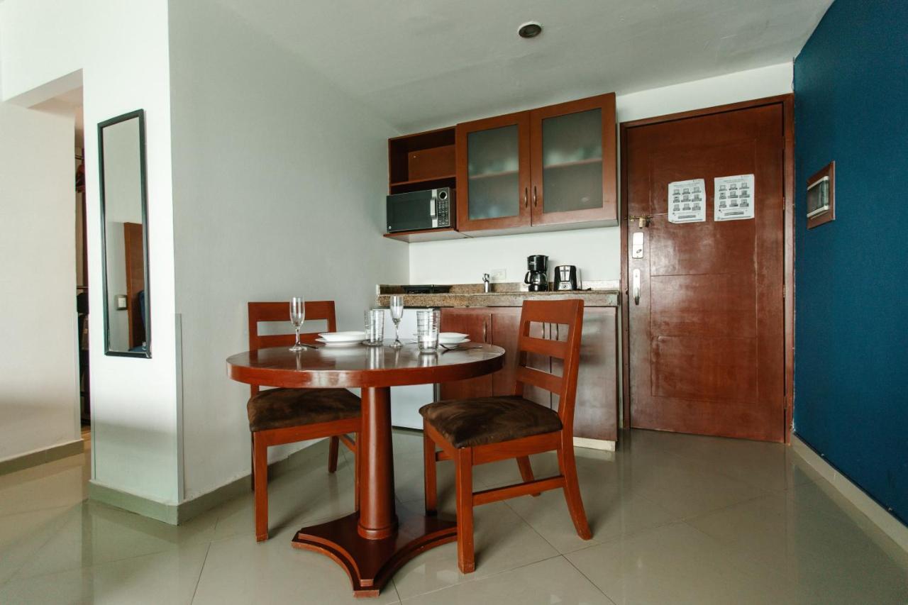 Ocean Front View Villa Канкун Екстериор снимка
